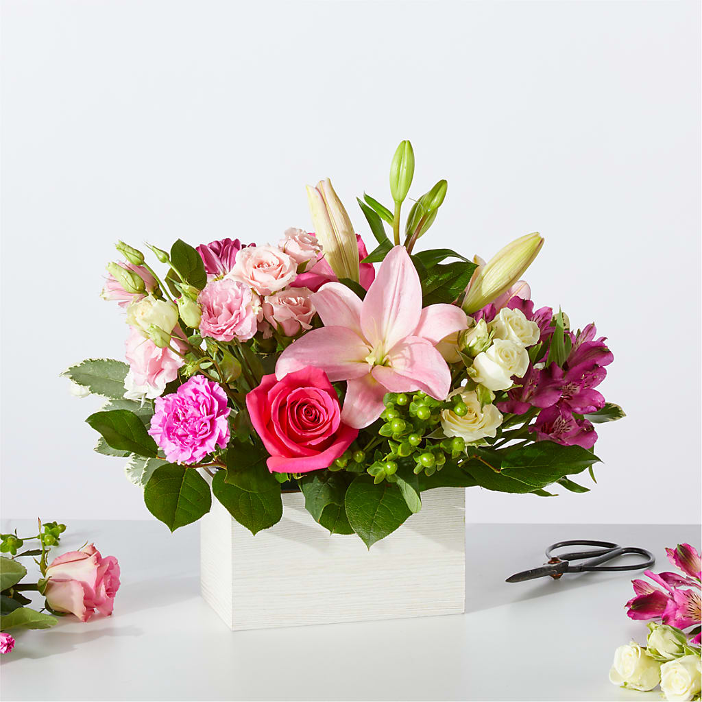 Sweetberry Box – A Florist Original – STEMZ FLORIST & TREASURES, Calgary AB