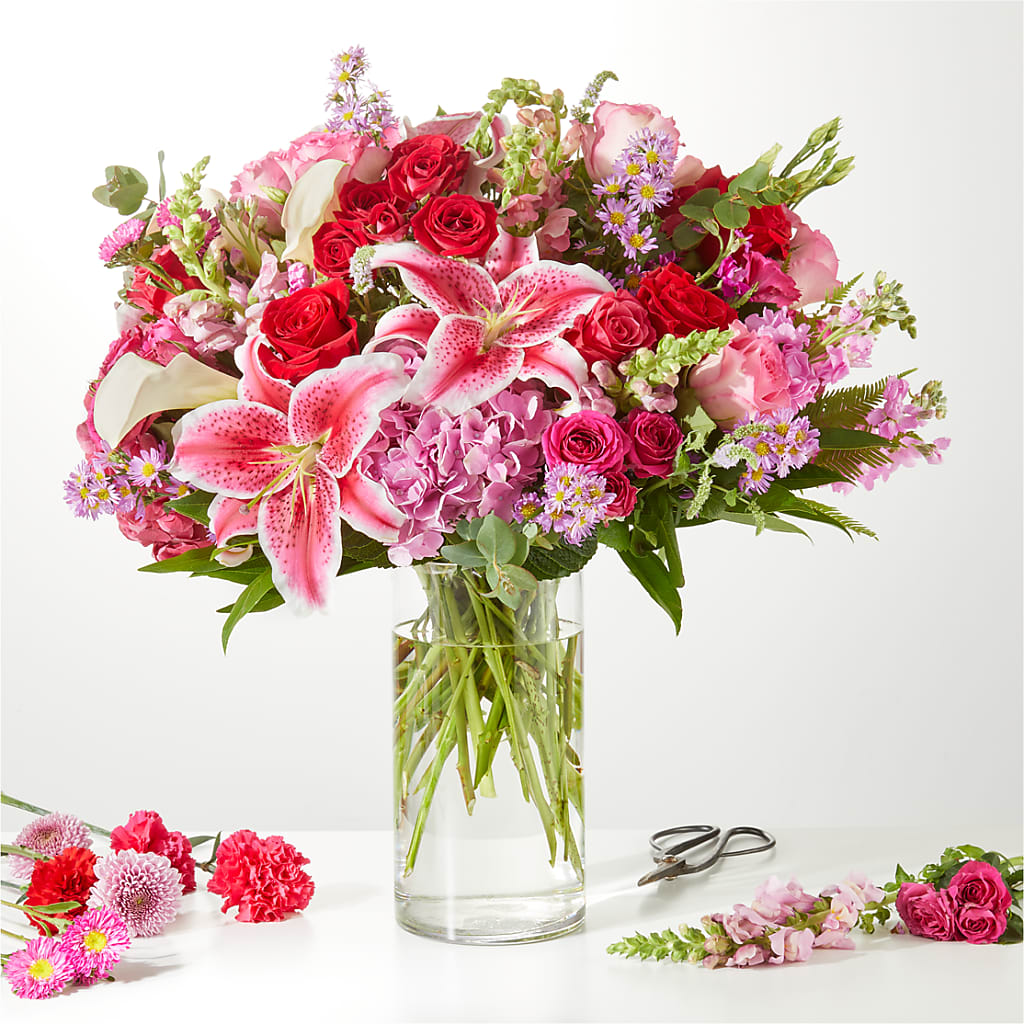 Swooning Over You - A Luxury Florist Original – STEMZ FLORIST & TREASURES, Calgary AB