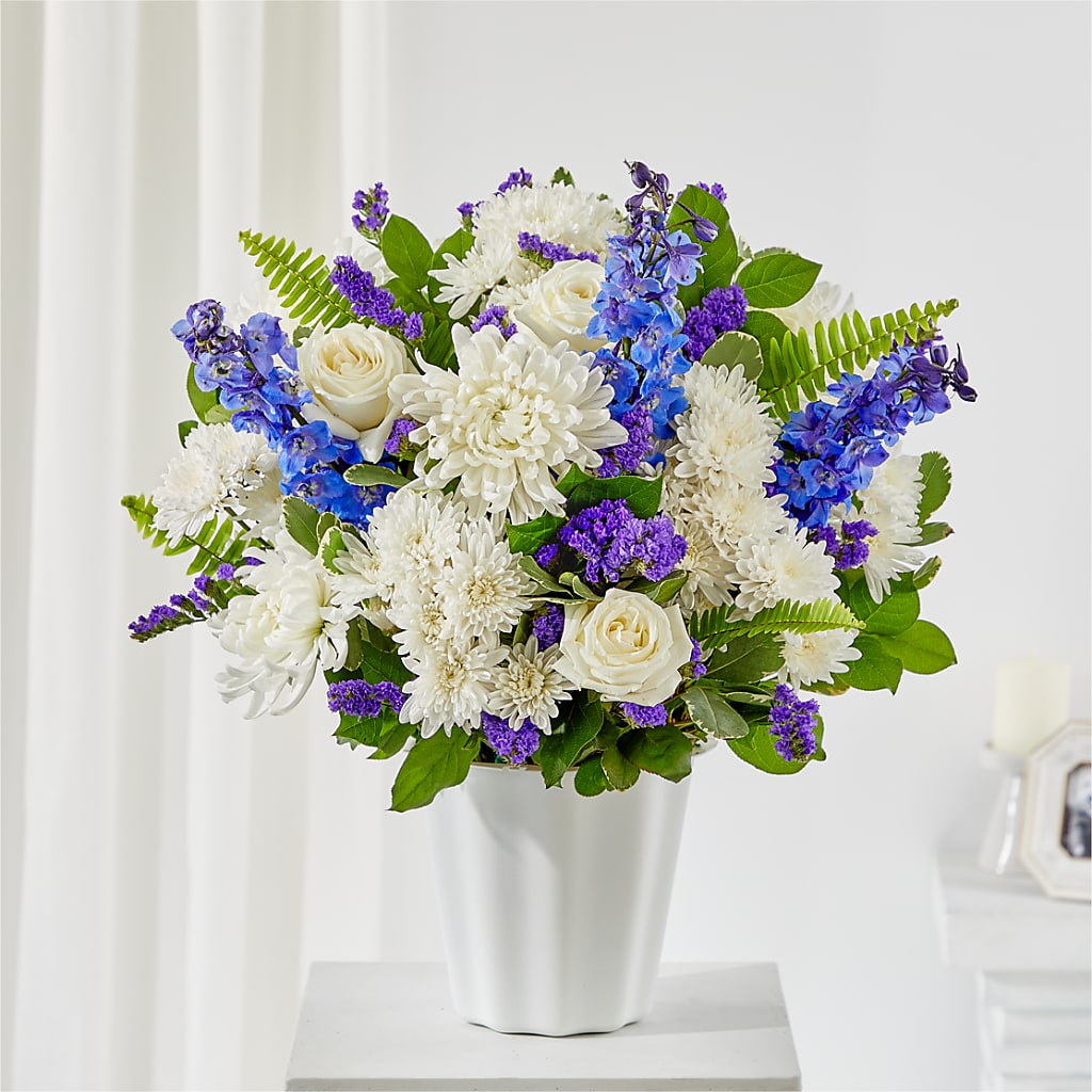 Hold Dear Tabletop Basket – STEMZ FLORIST & TREASURES, Calgary AB