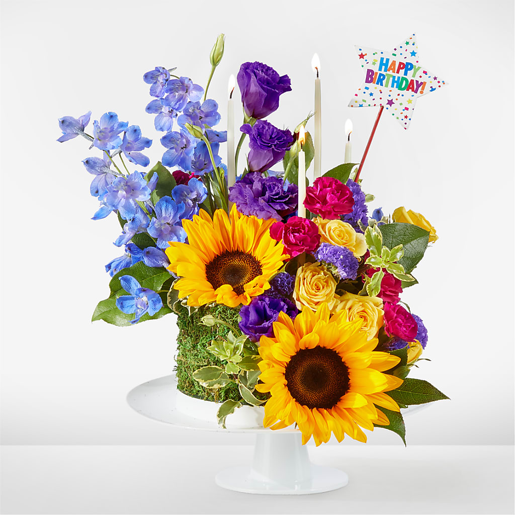 Star of the Day Floral Cake – STEMZ FLORIST & TREASURES, Calgary AB