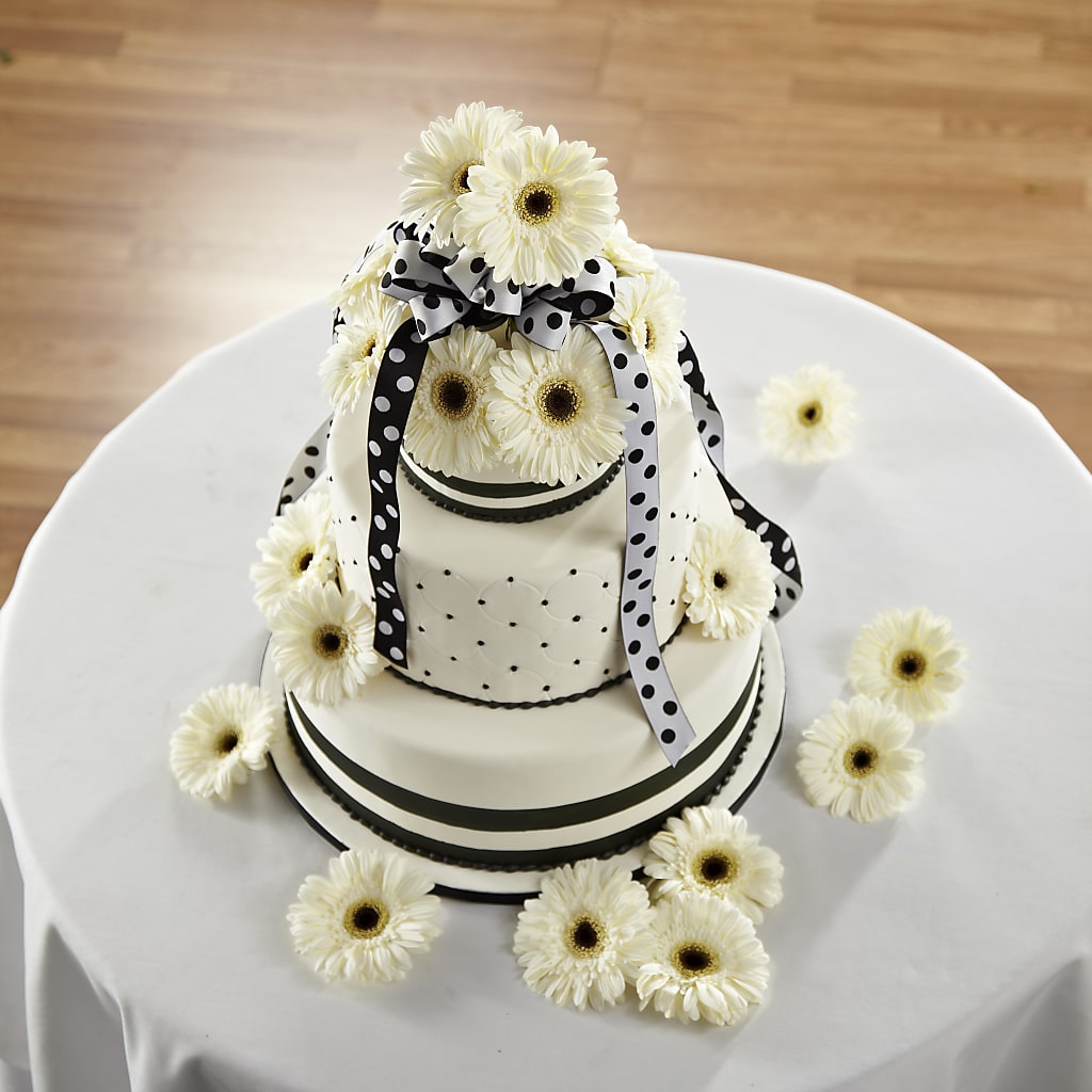 Simple Sophistication Cake Décor – STEMZ FLORIST & TREASURES, Calgary AB