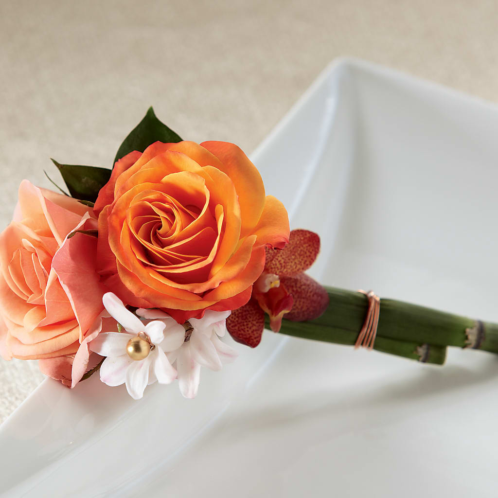 Sunset Dream Boutonniere – STEMZ FLORIST & TREASURES, Calgary AB