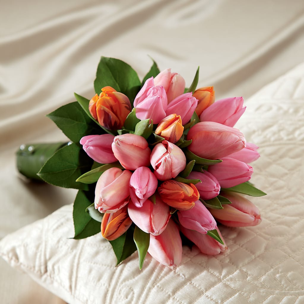 Embraceable Bouquet – STEMZ FLORIST & TREASURES, Calgary AB