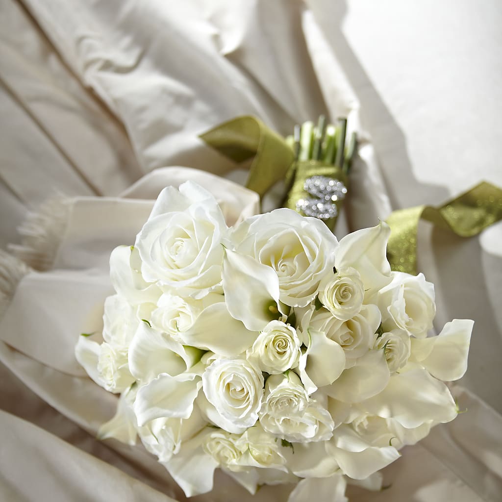 Serene Highness Bouquet – STEMZ FLORIST & TREASURES, Calgary AB