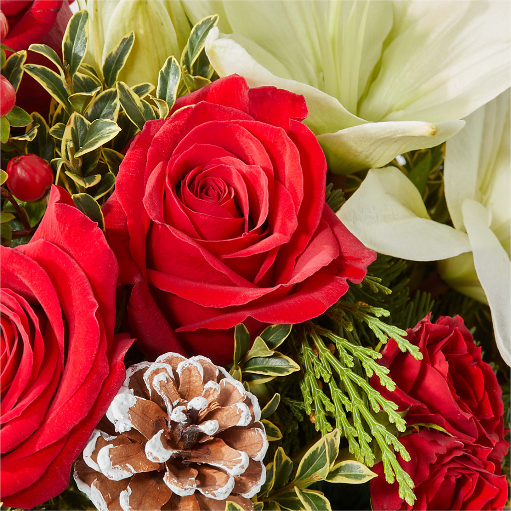 Snowy Wonderland Bouquet – STEMZ FLORIST & TREASURES, Calgary AB