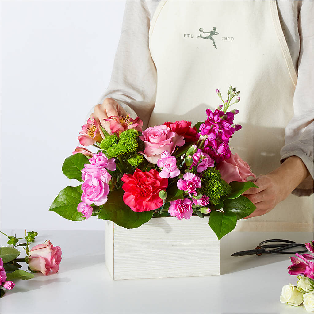 Sweetberry Box – A Florist Original – STEMZ FLORIST & TREASURES, Calgary AB