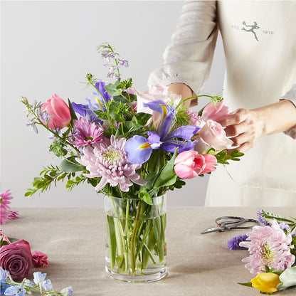 Pastel Tradition - A Florist Original – STEMZ FLORIST & TREASURES, Calgary AB