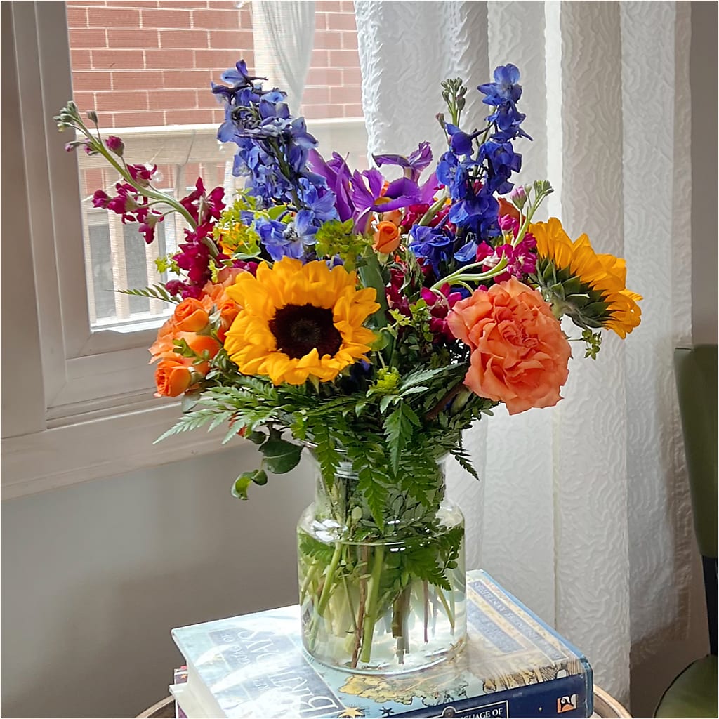 Rays of Life Bouquet – STEMZ FLORIST & TREASURES, Calgary AB