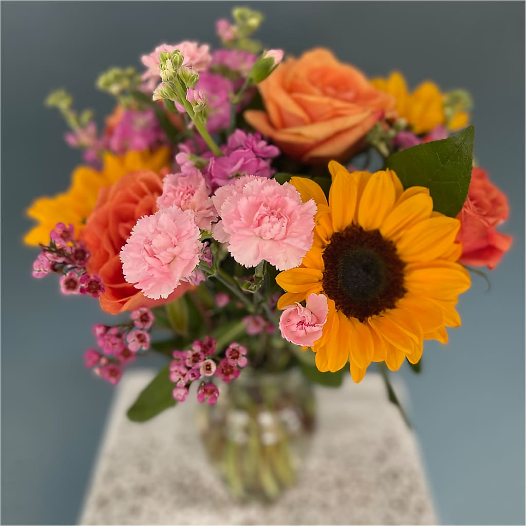 Yellow Brick Road Bouquet – STEMZ FLORIST & TREASURES, Calgary AB