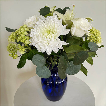 Snowy Dreams Bouquet – STEMZ FLORIST & TREASURES, Calgary AB