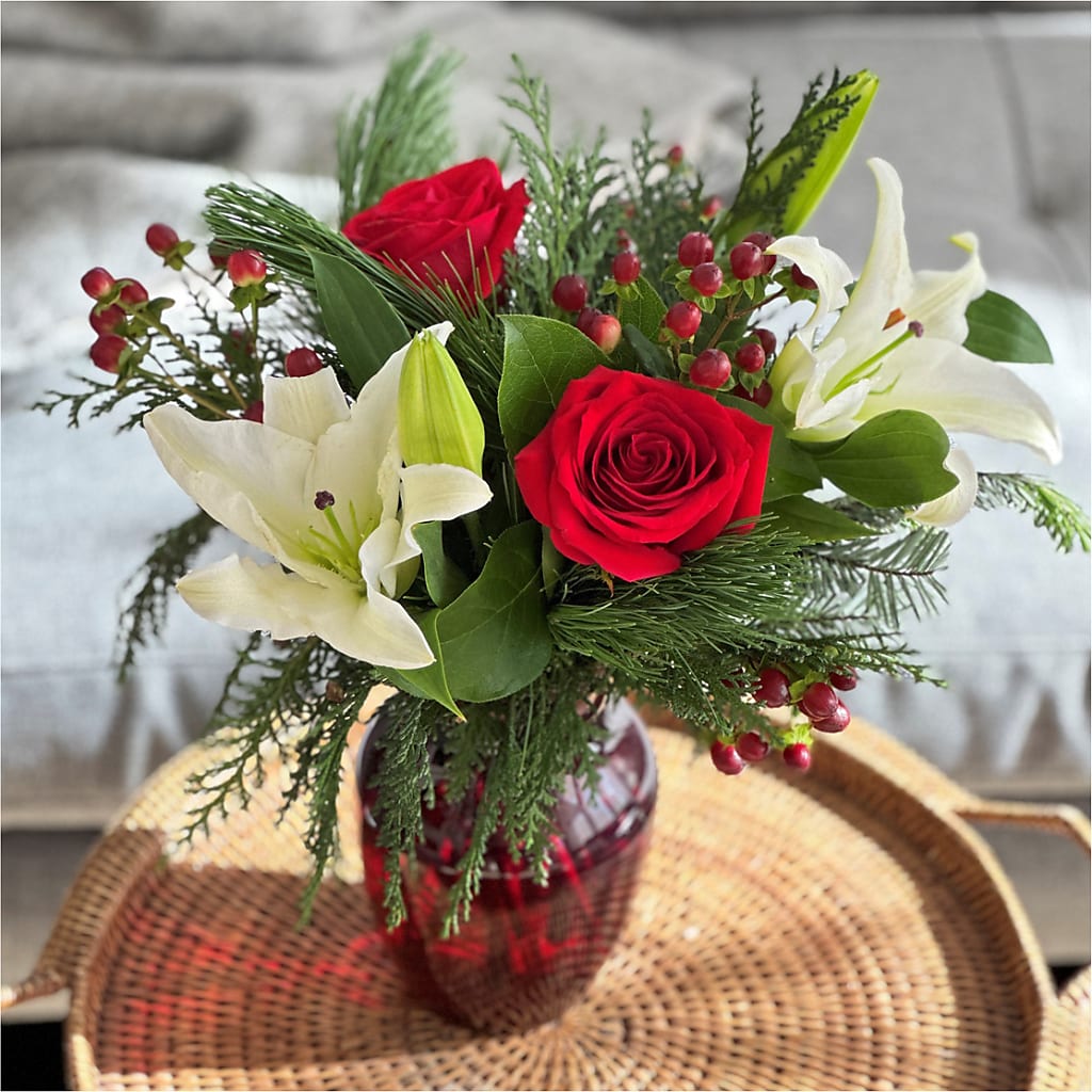 Evergreen Delight Bouquet – STEMZ FLORIST & TREASURES, Calgary AB
