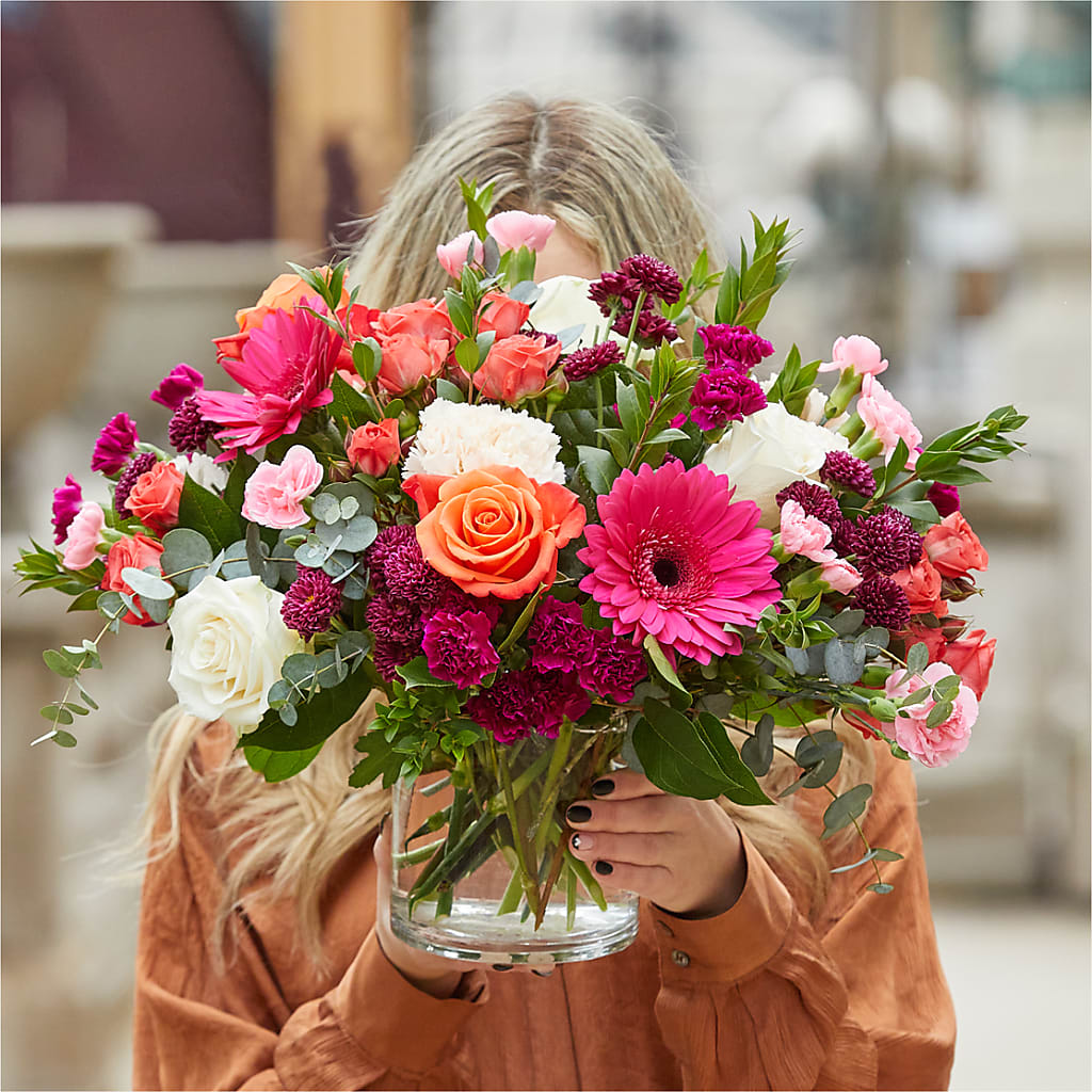 Smell the Roses Bouquet – STEMZ FLORIST & TREASURES, Calgary AB