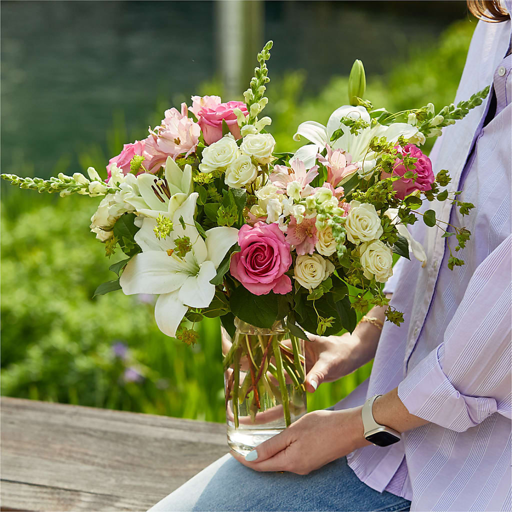 Fondly Bouquet – STEMZ FLORIST & TREASURES, Calgary AB
